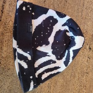 ARC'TERYX Grotto Toque Orca Black Beanie-New with tags